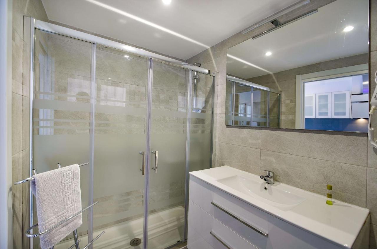 Fantanstico Apartamento Sobre El Mar เบนัลมาเดนา ภายนอก รูปภาพ
