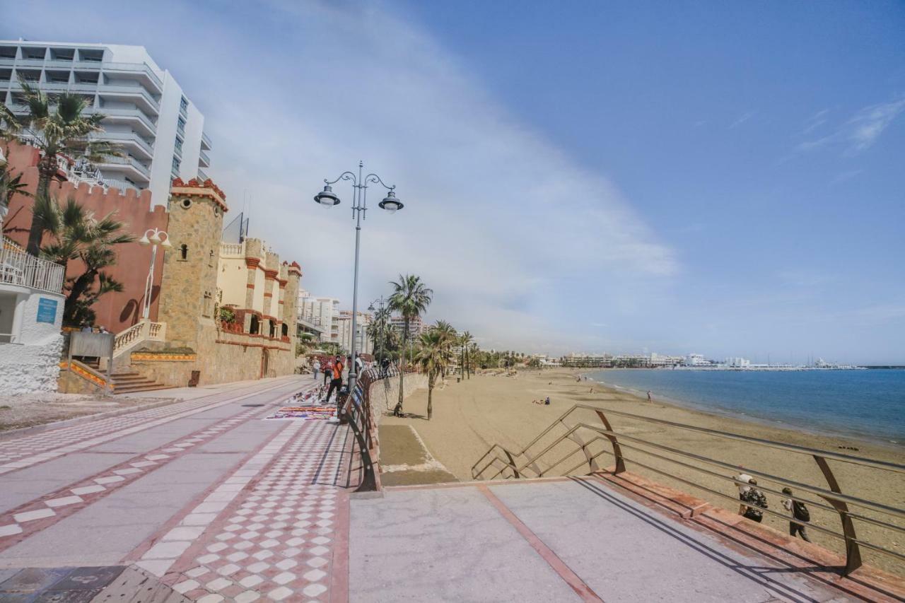 Fantanstico Apartamento Sobre El Mar เบนัลมาเดนา ภายนอก รูปภาพ