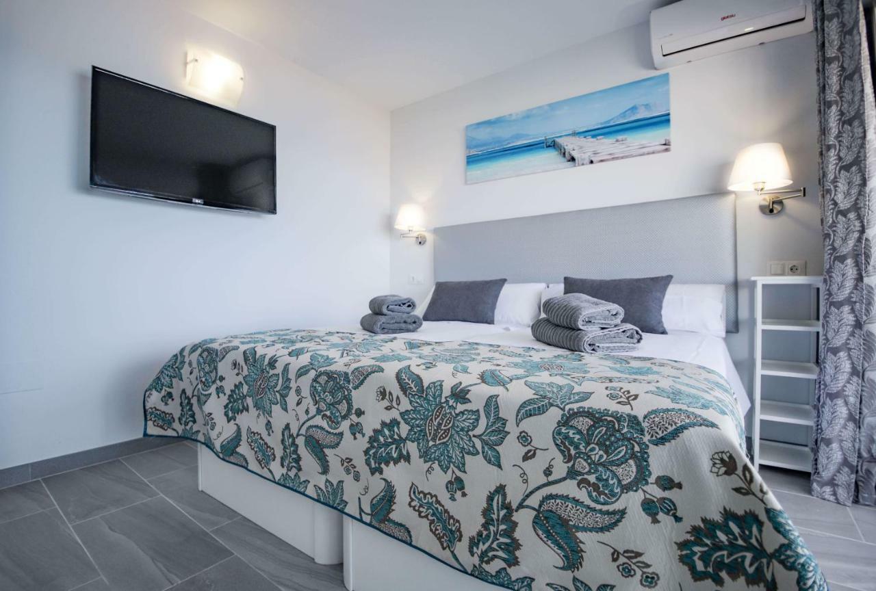 Fantanstico Apartamento Sobre El Mar เบนัลมาเดนา ภายนอก รูปภาพ