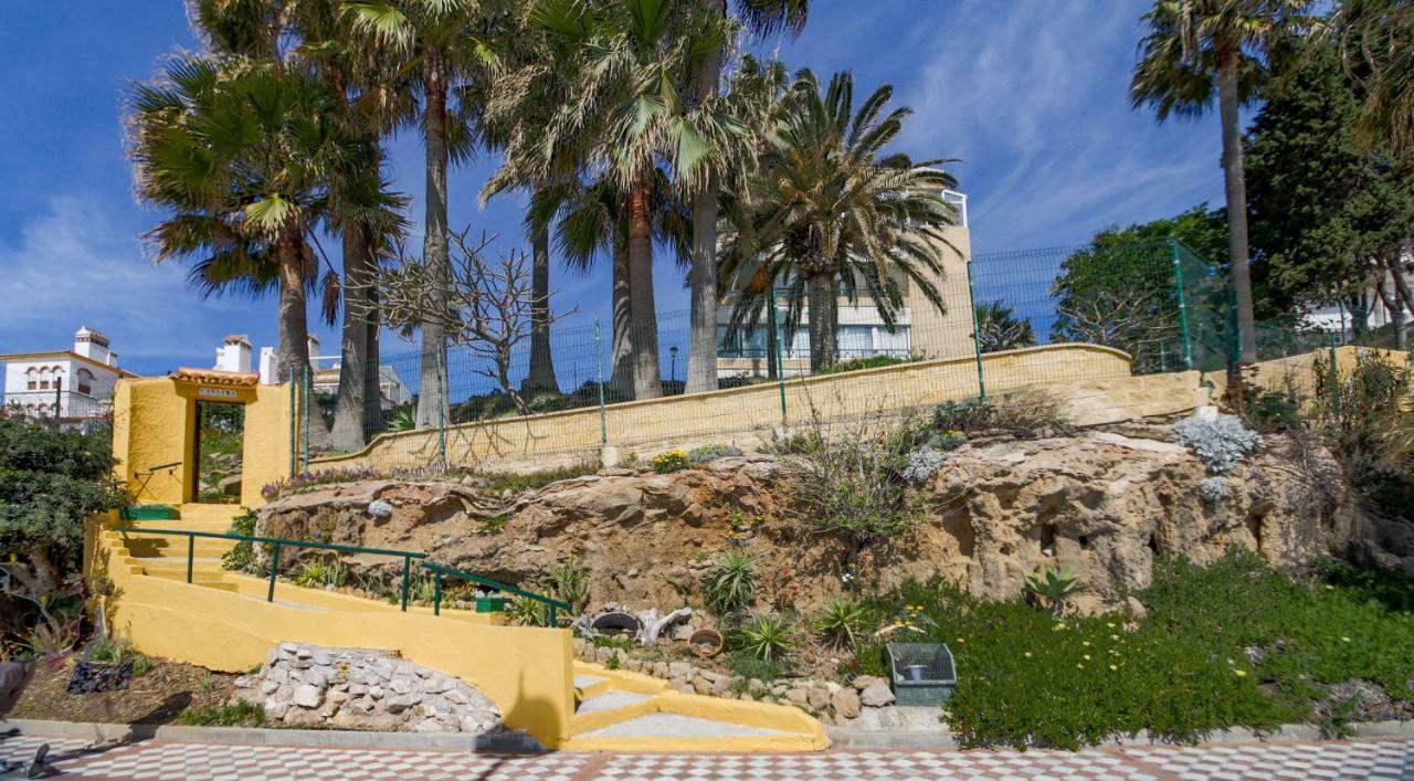 Fantanstico Apartamento Sobre El Mar เบนัลมาเดนา ภายนอก รูปภาพ