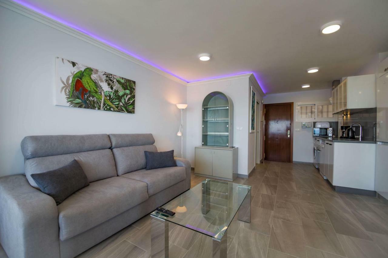 Fantanstico Apartamento Sobre El Mar เบนัลมาเดนา ภายนอก รูปภาพ