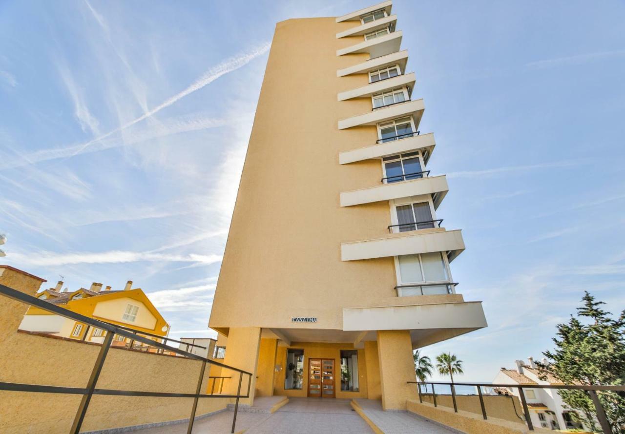 Fantanstico Apartamento Sobre El Mar เบนัลมาเดนา ภายนอก รูปภาพ